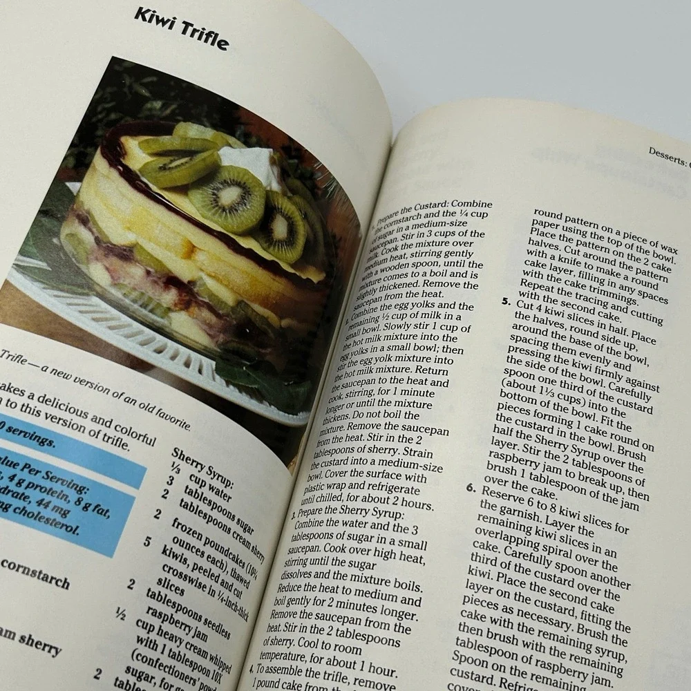 Family Circle Busy Cooks Book Vintage 1988 Hardcover Quick Easy Recipes Desserts